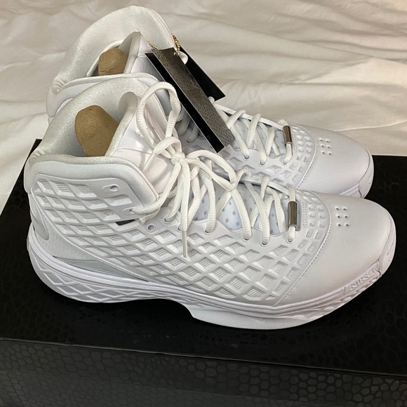 Nike Kobe III Protro White Sneakers - Picture 4 of 10